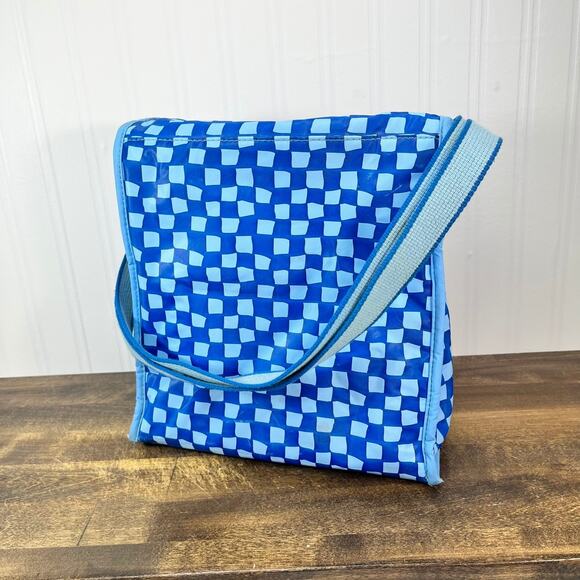 Vintage Winnie The Pooh Diaper Bag Baby Bottle Bag Wet Bag DOLLY RARE Lunch bag - Picture 3 of 12